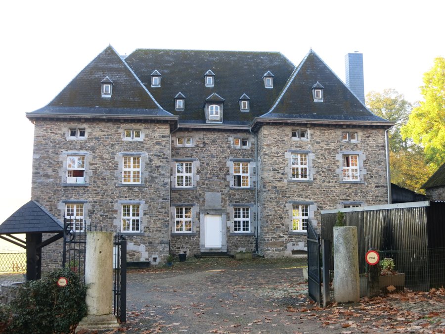 File:Château de Wanne.jpg